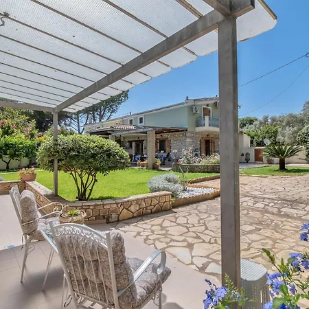 Stella's House بيت للعطل Lefkáda